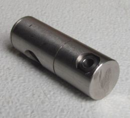 Pivot Shaft, steel 647-104P