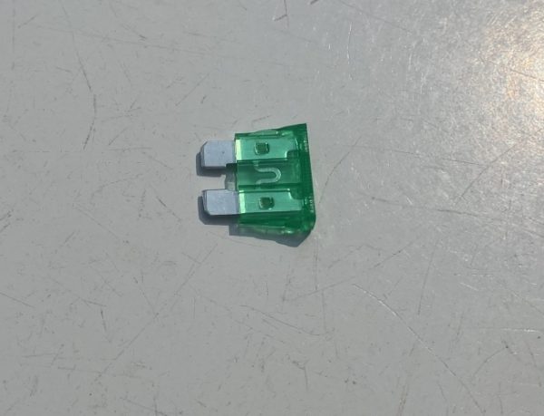E-6702 - 30 amp fuse