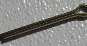 Cotter key for pivoting axle F-1728
